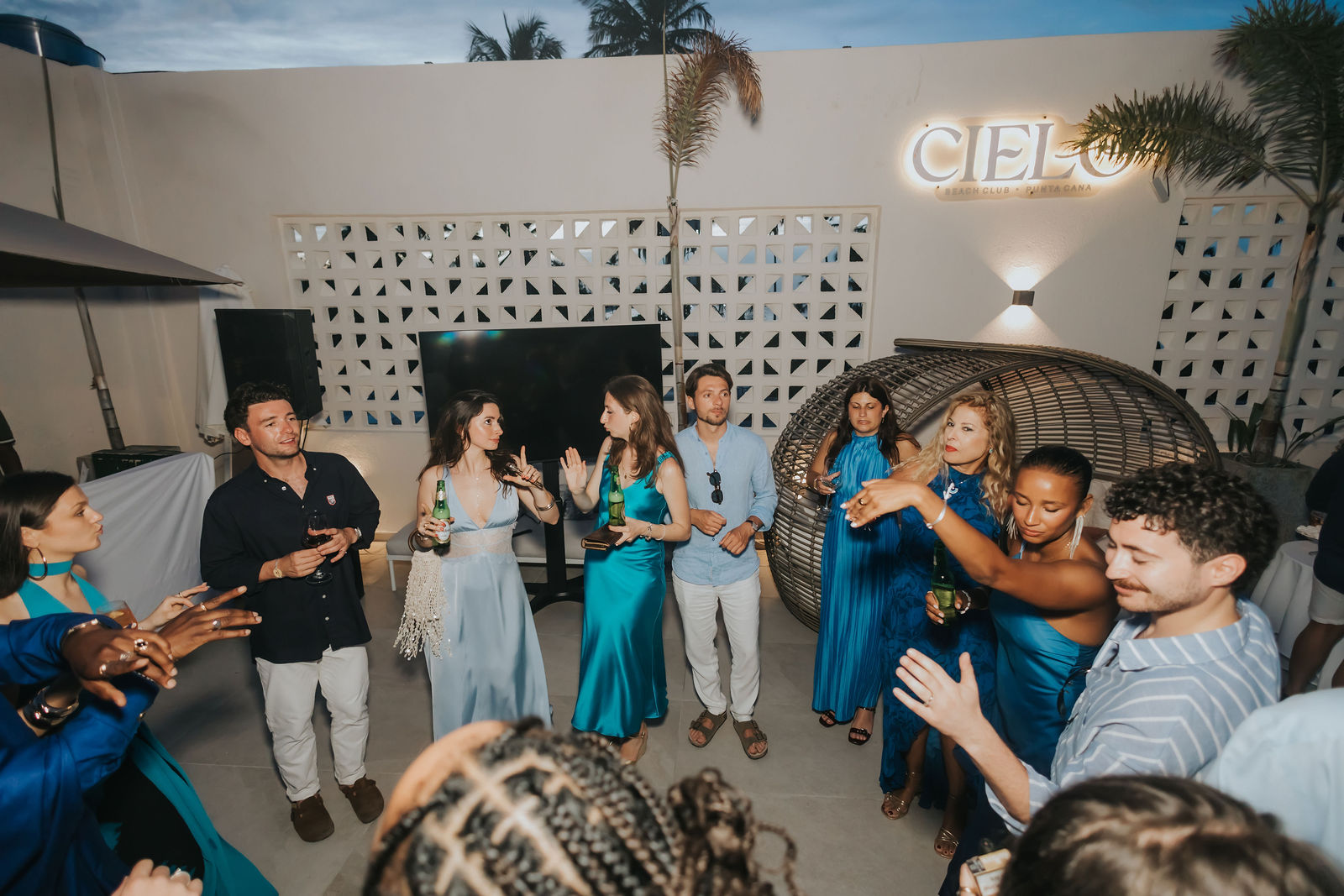 Live musicians performing for guests during the welcome dinner